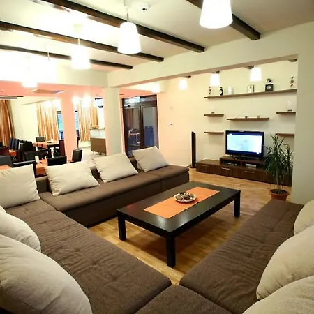 Maya House Guest house